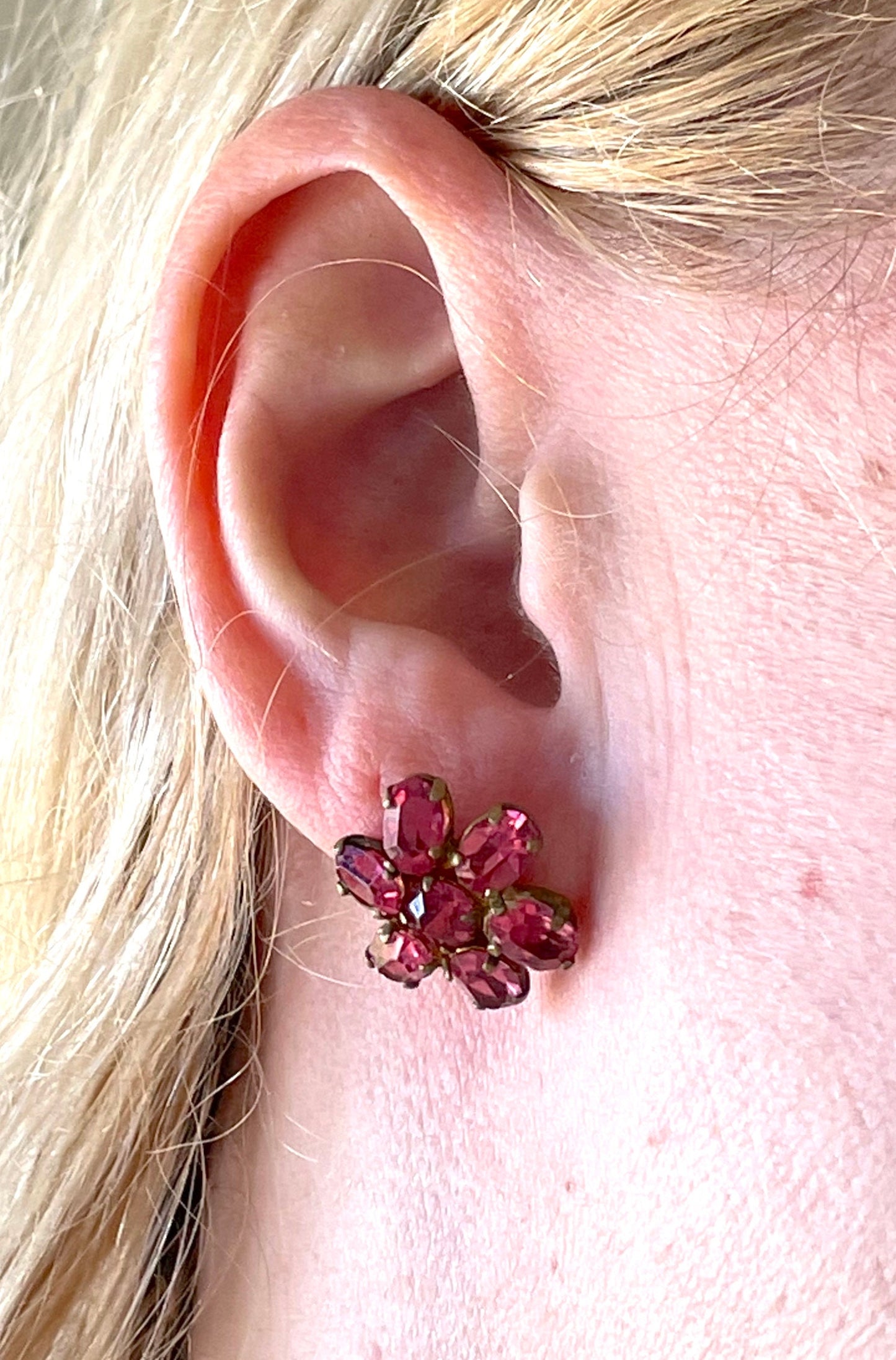 Vintage crystal floral design pink ruby coloured rhinestone necklace and earrings set- bright rhinestones set open-backed in gold tone