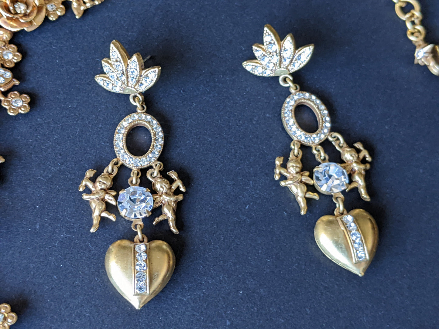 Vintage early Askew London cherub putti necklace & earrings set demi-parure, gold tone, rhinestone, excellent condition, presentation box