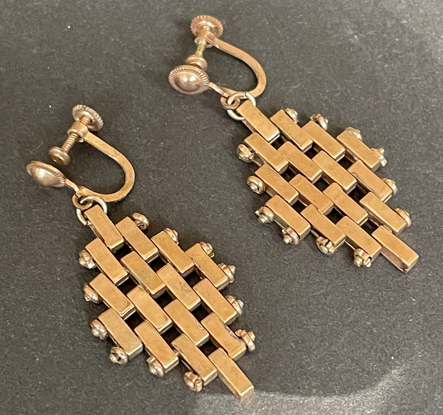 Vintage Jakob Bengel brickwork / mauerwerk gold tone screw back earrings Art Deco 1930s machine age