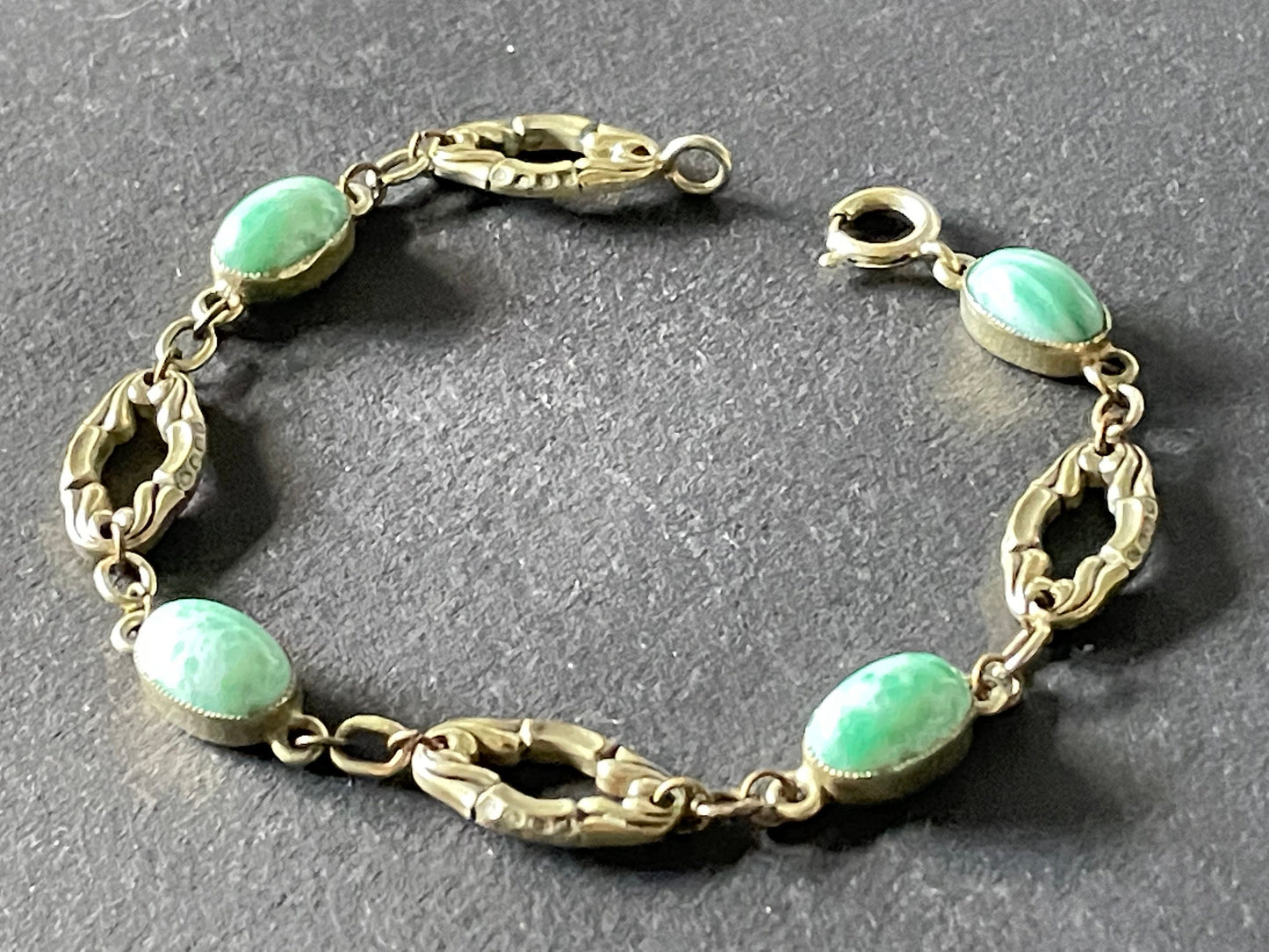 Antique / vintage ornate gold tone and large green Peking glass cabochon bracelet