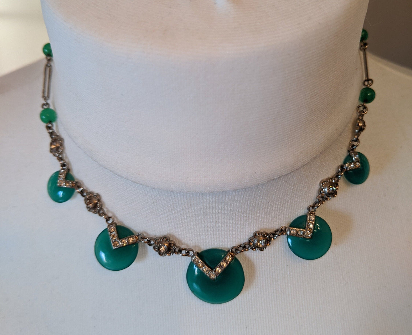 Vintage Art Deco teal green glass disc and paste geometric machine age choker necklace, gorgeous delicate detail