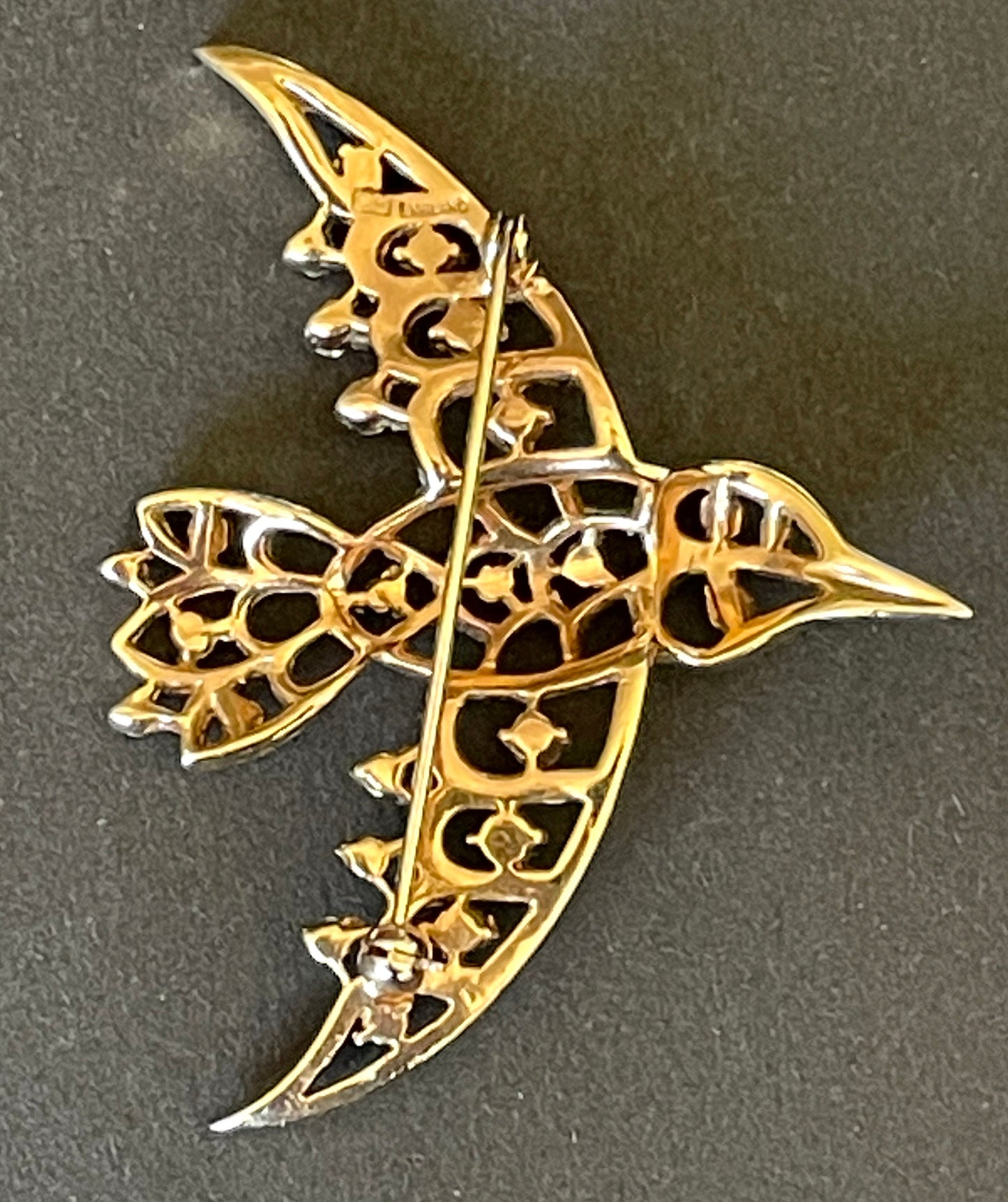 Rare large vintage sterling silver gilt bird brooch produced by Trifari for Ciro Pearls England, 1948 patent Alfred Philippe design