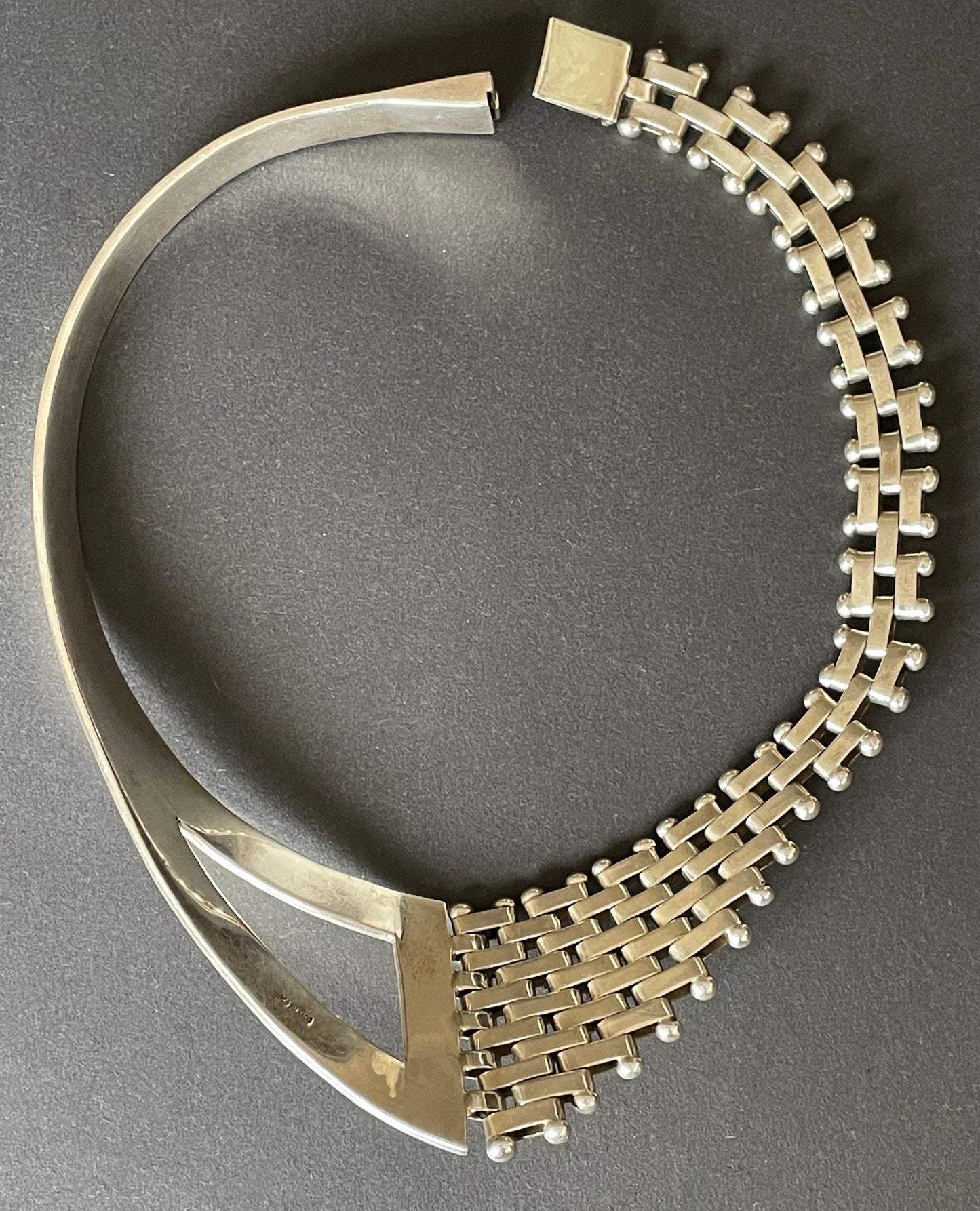 Beautiful vintage Mexican sterling silver, very heavy Art Deco style geometric and brickwork choker necklace, stamped 925 Mexico 150 grams