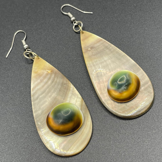 Vintage operculum cabochon and shell / abalone teardop long dangle earrings for pierced ears